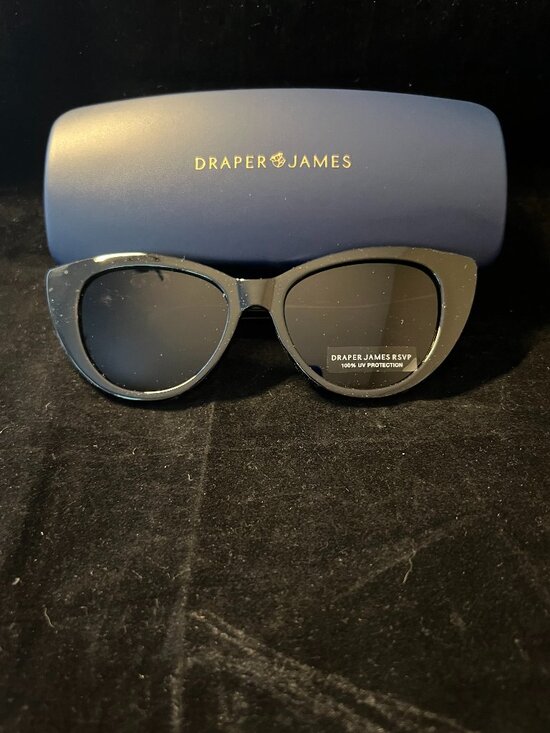 Draper James main image 5